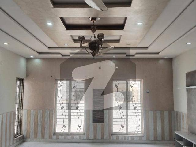 1 Kanal Full House For Rent In DHA Phase 8 Ex Park View