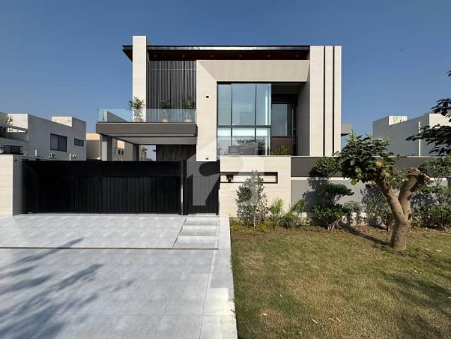 1 kanal full luxurious house for sale at prime location of dha phase 7 reasonable price