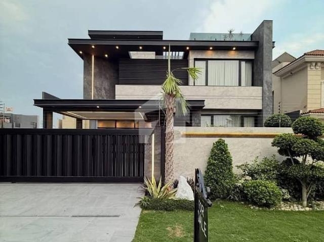 1 Kanal Furnished Elegant Designer Bungalow Phase 6