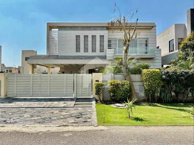 1 Kanal Furnished Elegant Designer Bungalow Phase 6