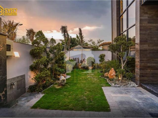 1 Kanal Facing Park Modern Bungalow In DHA Phase 5