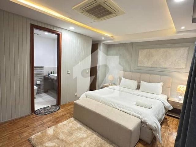 1 Kanal Flat Is Available In Affordable Price In Goldcrest Mall & Residency