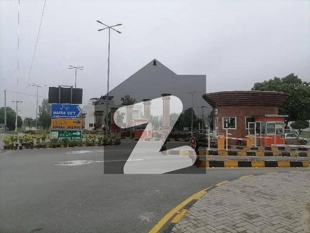 1 Kanal Hot Prime Park Facing Plot