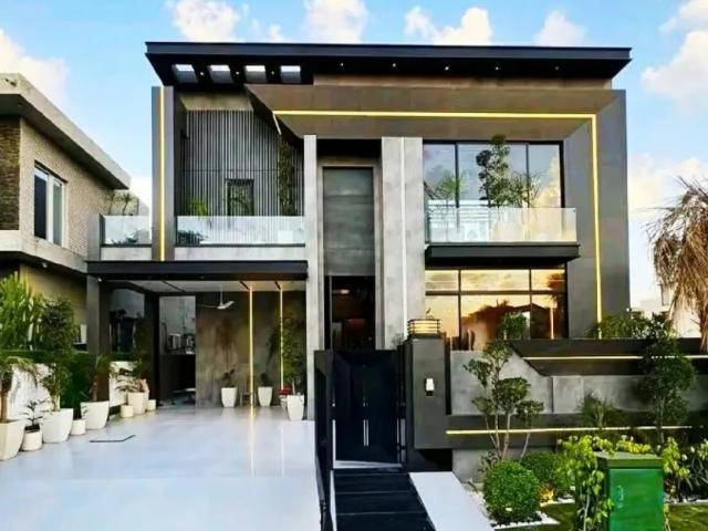 1 kanal house on prime location with solid construction available for sale in bahria town lhr lahore bahria town id 99244
