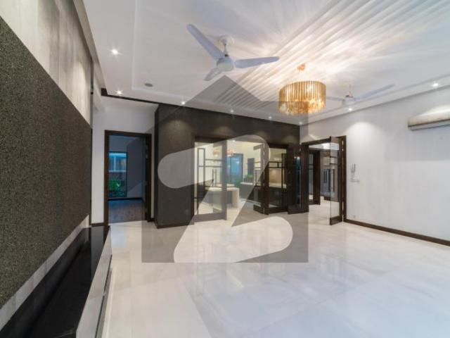1 Kanal House At Prime Location DHA Phase 6