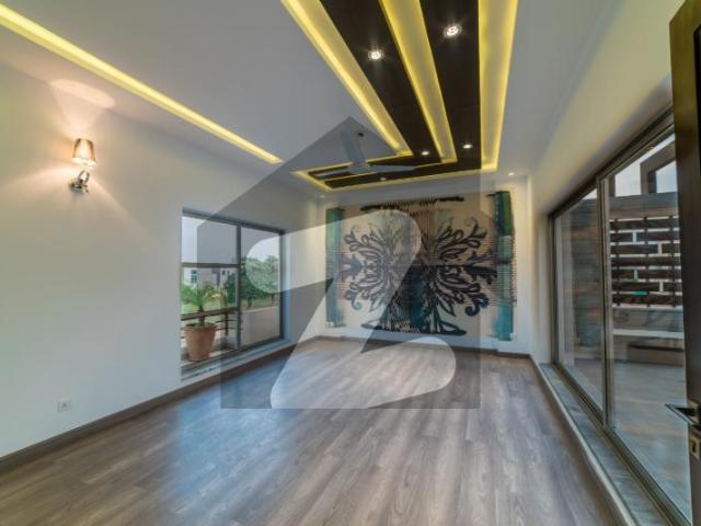 1 Kanal House At Prime Location DHA Phase 7