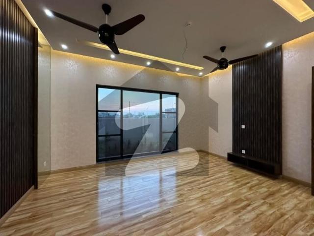1 Kanal House Available For Sale In Bahria Phase 8 Bahria Town Phase 8