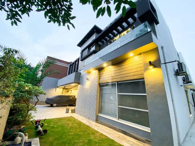 1 Kanal House Available For Sale In Ghouri Block Sector B Bahria Town Lahore