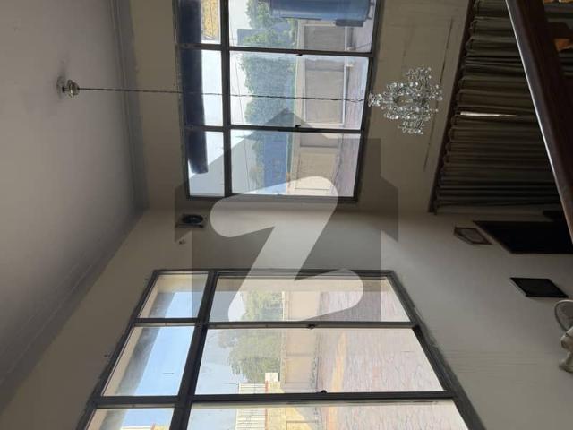 1 Kanal House Available For Sale In Phase 4 Sector P1