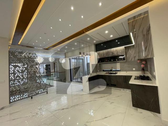 1 Kanal House Available For Rent 5 Bedroom Double Unit Bahria Town Phase 3 Near To Market Near To Masjid Near To Park Beautiful Location Bahria Town Phase 4
