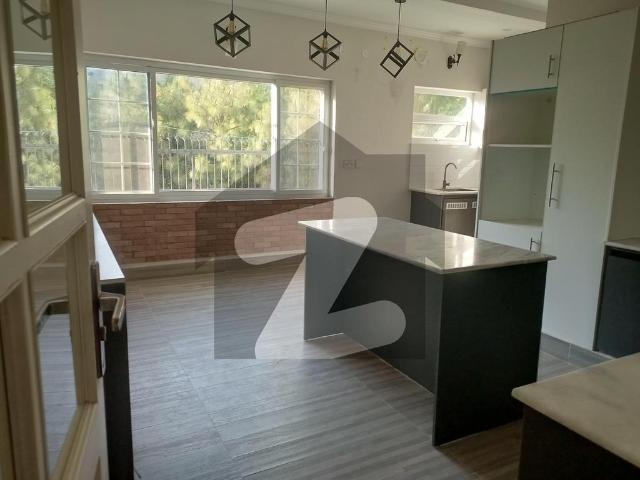 1 Kanal House Available For Rent Bahria Enclave