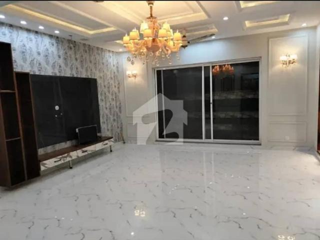 1 Kanal House Available For Rent In DHA Phase 2