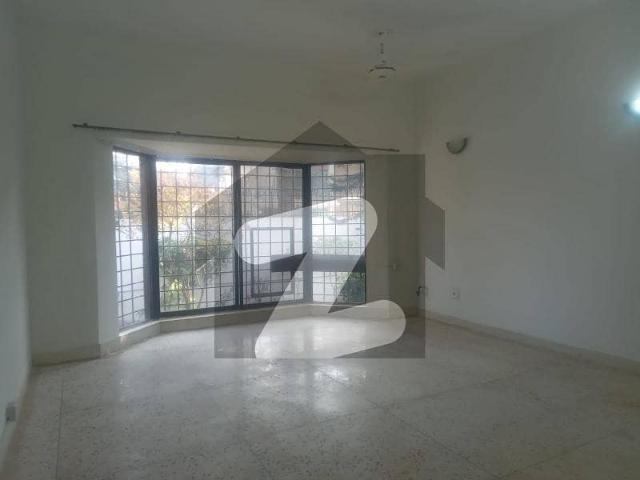 1 kanal house available for rent in i 8