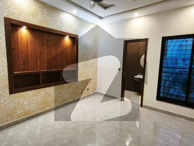 1 Kanal House Available For Rent In LDA Avenue