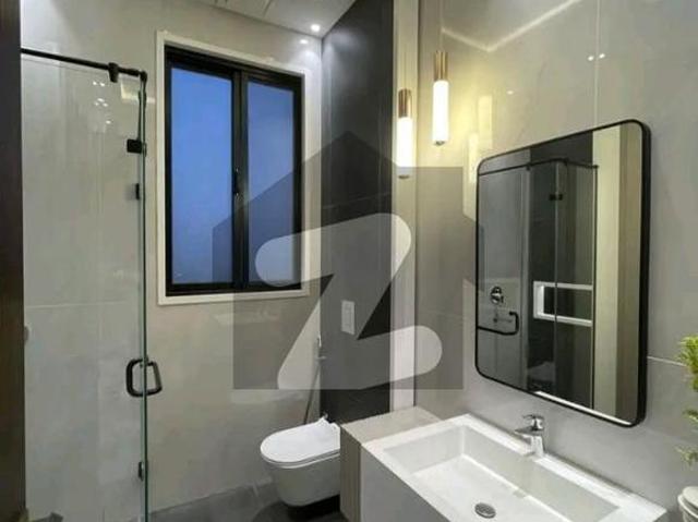 1 kanal house for rent model town