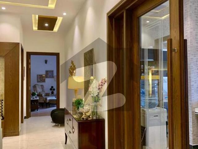 1 kanal house for rent on best location of lahore gulberg