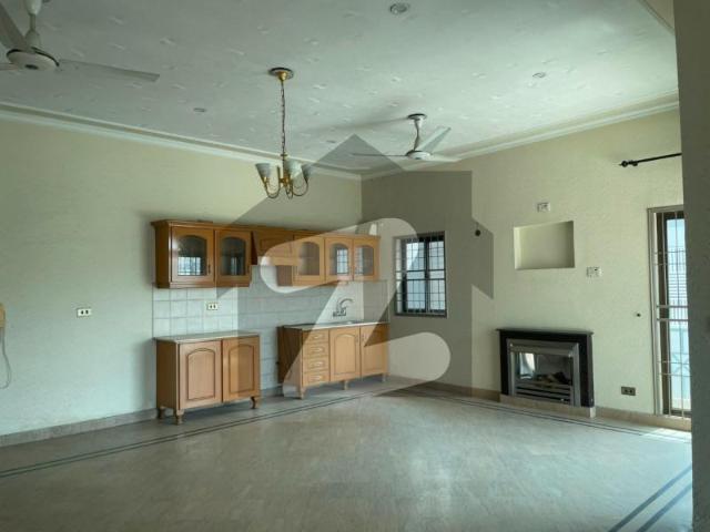 1 Kanal House For Rent Dha Phase 4 Prime Loction DHA Phase 4 Block CC