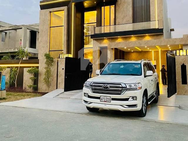 1 Kanal House For Rent In DHA Lahore Hot Location