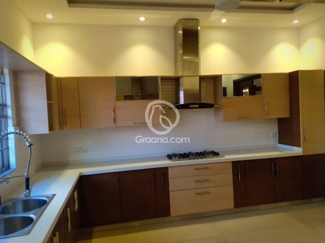 1 Kanal House for Rent