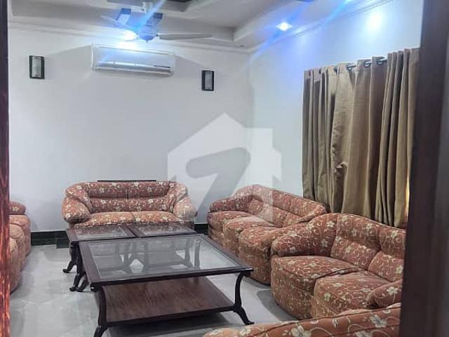 1 Kanal House For Sale In Model Town C Block | Prime 80 Feet Road Location