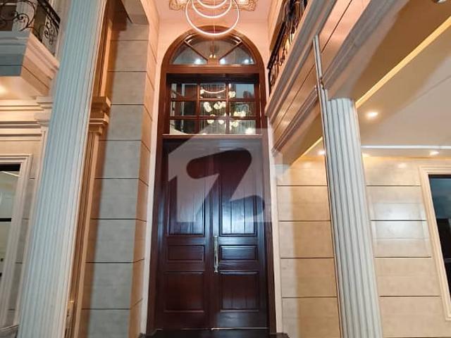 1 Kanal House For sale In Beautiful LDA Avenue Block F