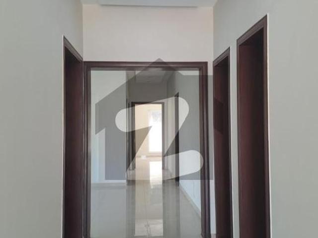 1 Kanal House For Sale Is Available In Bahria Enclave Sector C