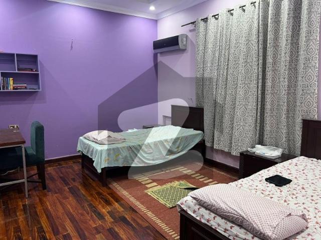 1 kanal house for sale sector F4 Hayatabad Phase 6 F4
