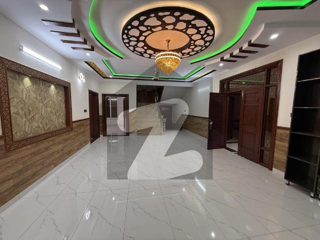 1 Kanal House For Sale South Open Hayatabad Phase 2 J2