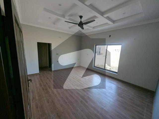 1 kanal House For Sale