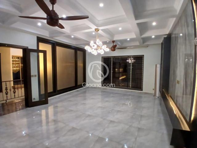 1 Kanal House for Sale