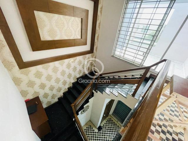 1 Kanal House for Sale