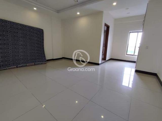 1 Kanal House for Sale