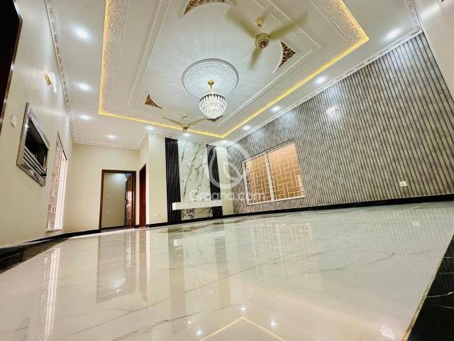 1 Kanal House for Sale