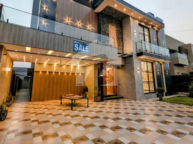 1 Kanal House For Sale