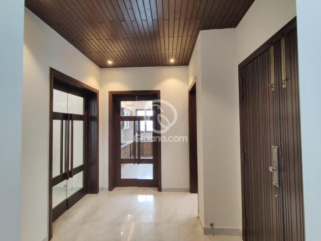 1 Kanal House for Sale