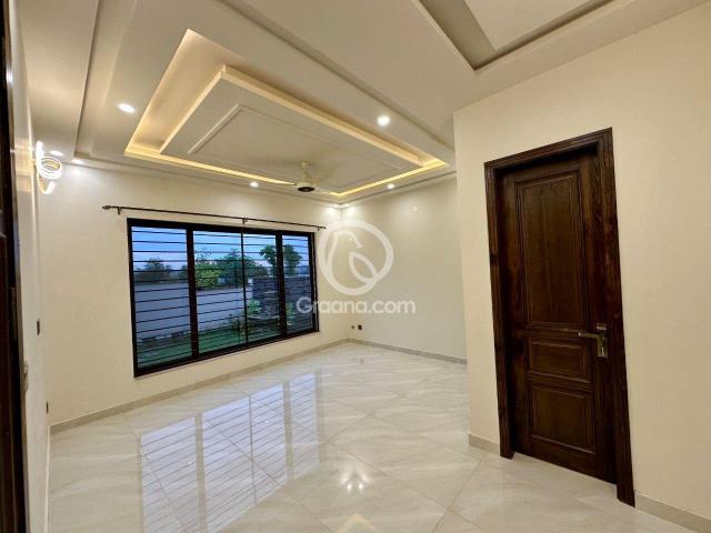 1 Kanal House for Sale
