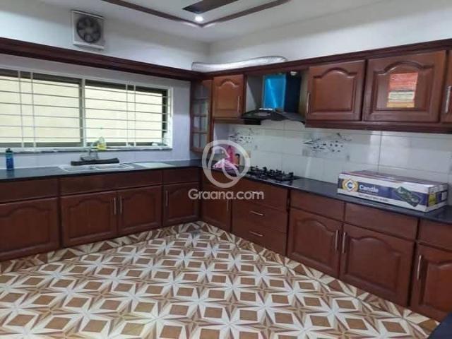 1 Kanal House for Sale