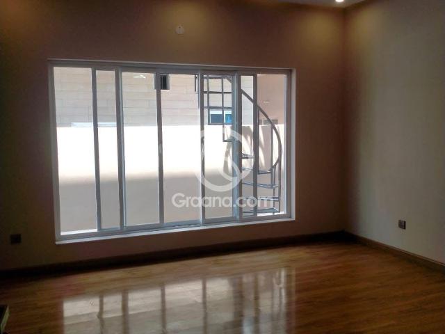 1 Kanal House for Sale