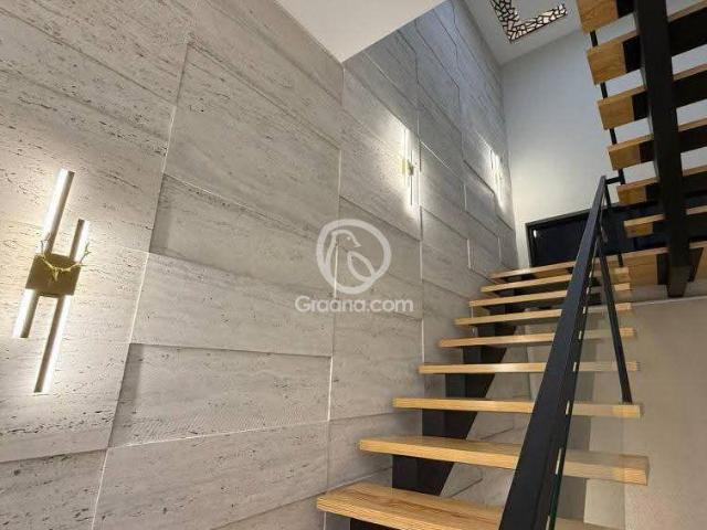 1 Kanal House for Sale