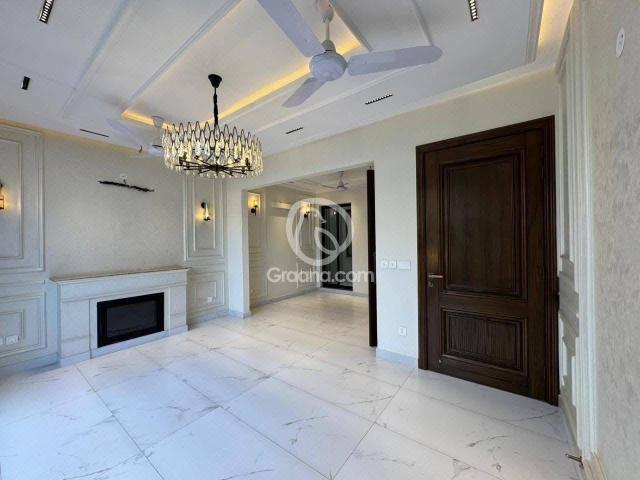 1 Kanal House for Sale