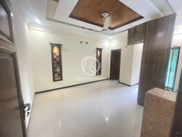 1 Kanal House for Sale