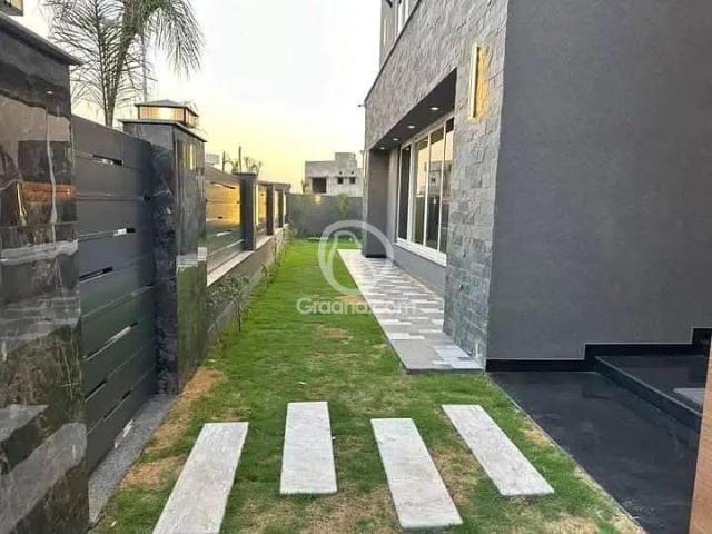 1 Kanal House for Sale