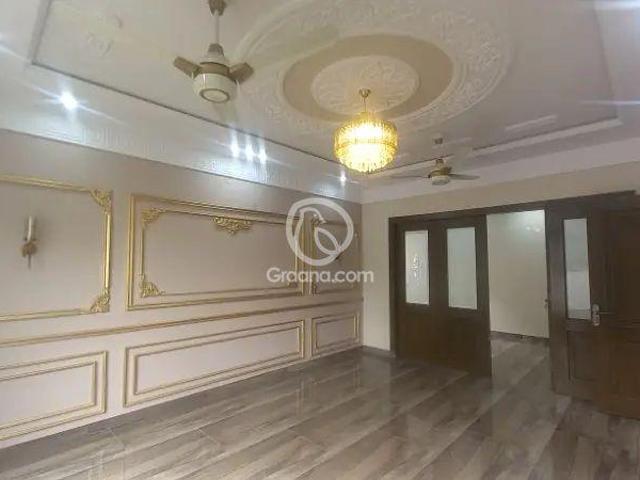 1 Kanal House for Sale