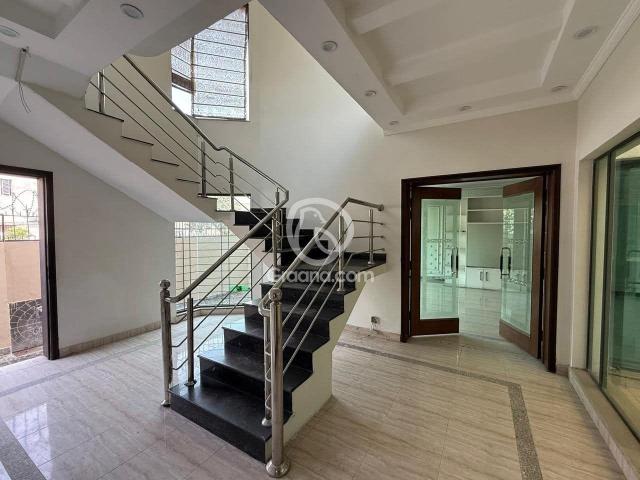1 Kanal House for Sale