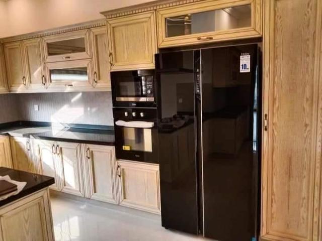 1 Kanal House for Sale