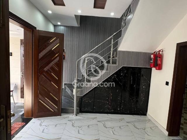 1 Kanal House for Sale