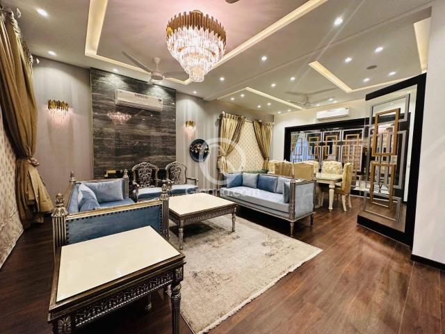 1 Kanal House for Sale