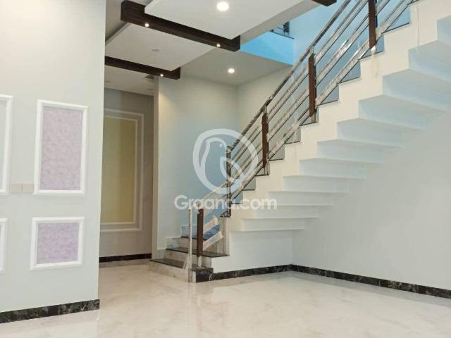 1 Kanal House for Sale