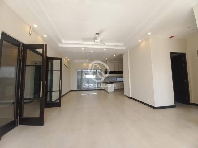 1 Kanal House for Sale