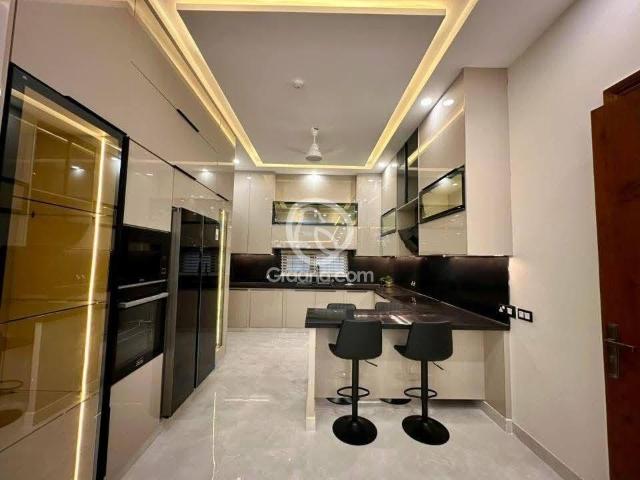 1 Kanal House for Sale